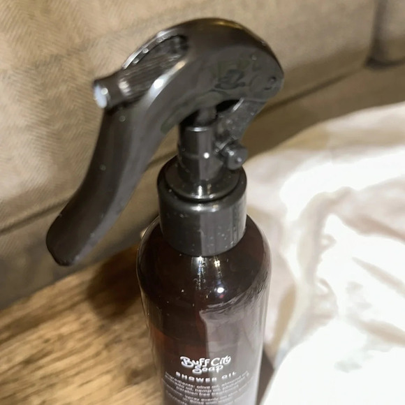 Lot of 3: Buff City Soap T-Shirt Lg/Shower Oil Island Nectar, Buff City Cap/Hat - Picture 9 of 15